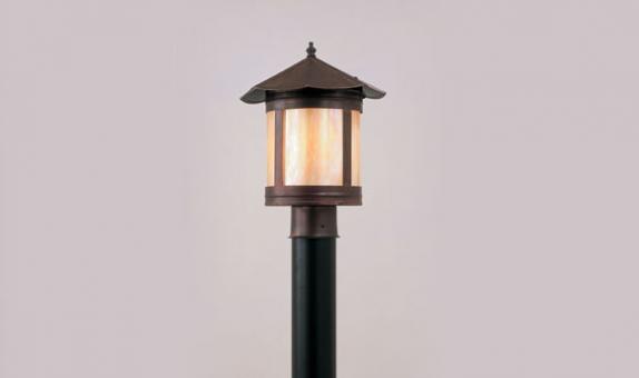 1-LIGHT POST MOUNT
