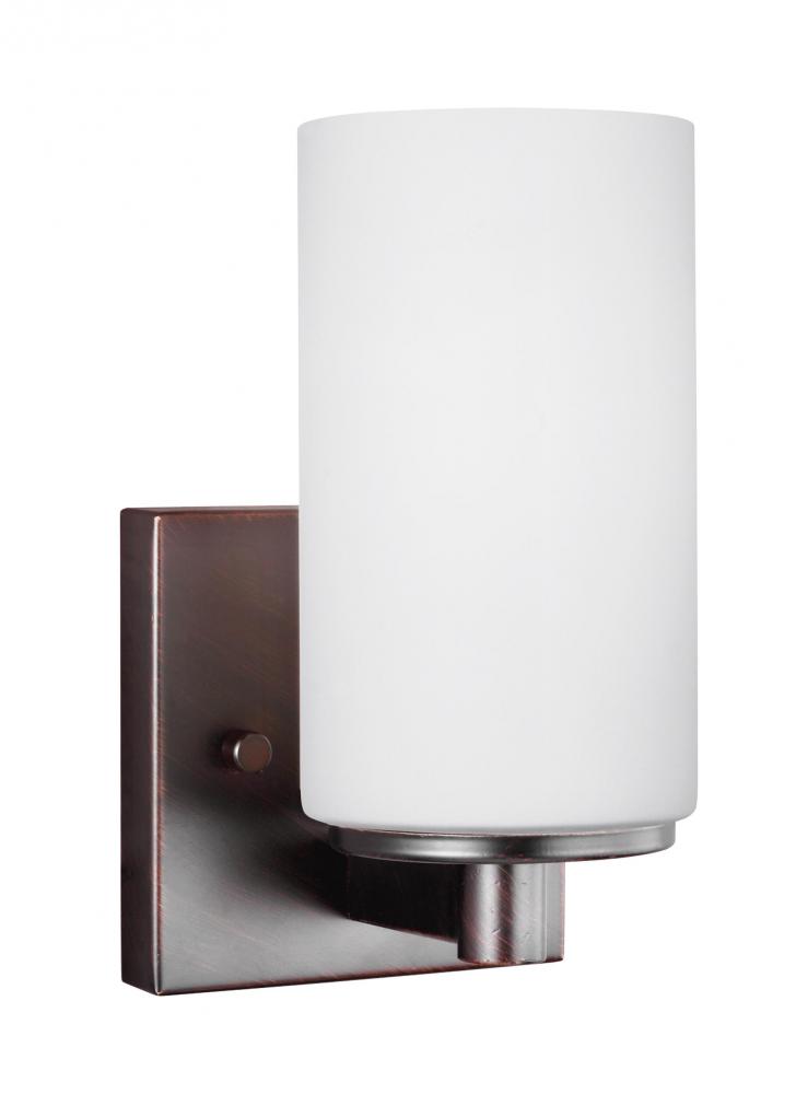 Hettinger One Light Wall / Bath Sconce
